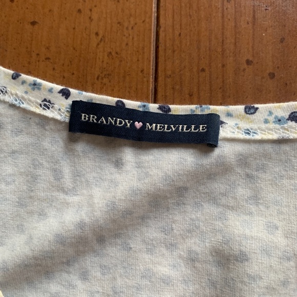 BRANDY MELVILLE amara floral tank top - Picture 3 of 4